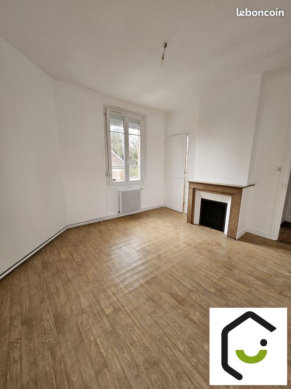 Maison 5 pièces 82 m² · à Montdidier · 82 m² · 770 €