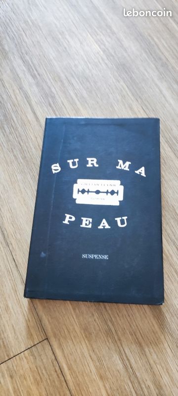 ✨ Livre Sur ma peau✨ (image 1)