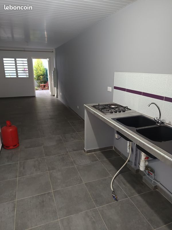 Appartement 2 pièces 50 m² · à Saint-Laurent-du-Maroni · 50 m² · 751 €/mois