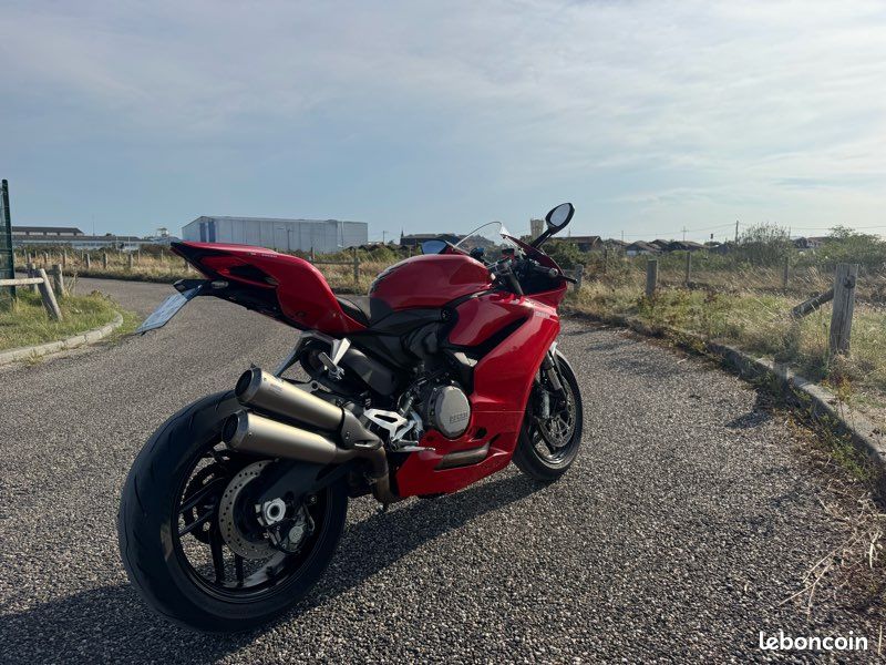 Ducati panigale 959 (image 3)
