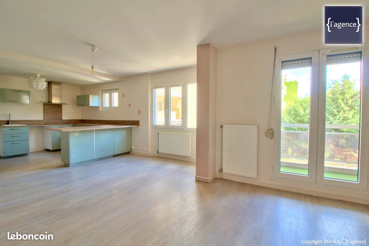 Appartement 5 pièces 104 m² · à Clermont-Ferrand · 104 m² · 234 900 €