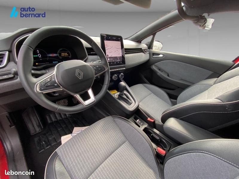 Renault Clio 1.6 E-Tech 145ch full hybrid Techno - 24 (image 8)