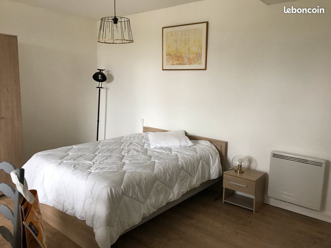 Appartement 1 pièce 22 m² · à Saint-Hilaire-du-Harcouët · 22 m² · 410 €