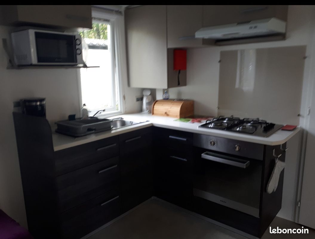 Superbe mobil home 3 chambres Climatisé, Vue Boisé Au Calme - Domaine de Dugny 4* au (image 7)