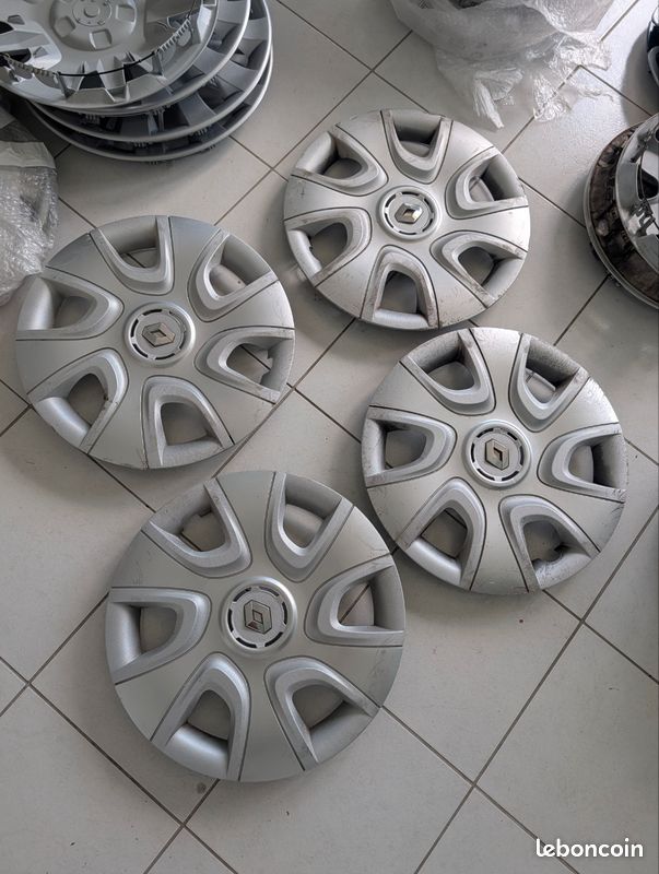 4 enjoliveurs renault 16 pouces d'origine clio megane (image 1)