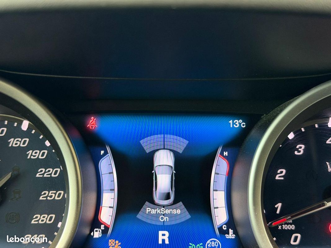 MASERATI GHIBLI 3.0i V6 350 BVA GRANSPORT PACK CARBONE (image 20)