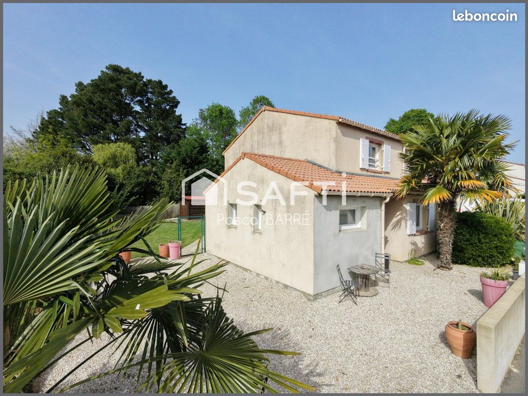 Maison 4 pièces 81 m² · aux Achards · 81 m² · 219 000 €