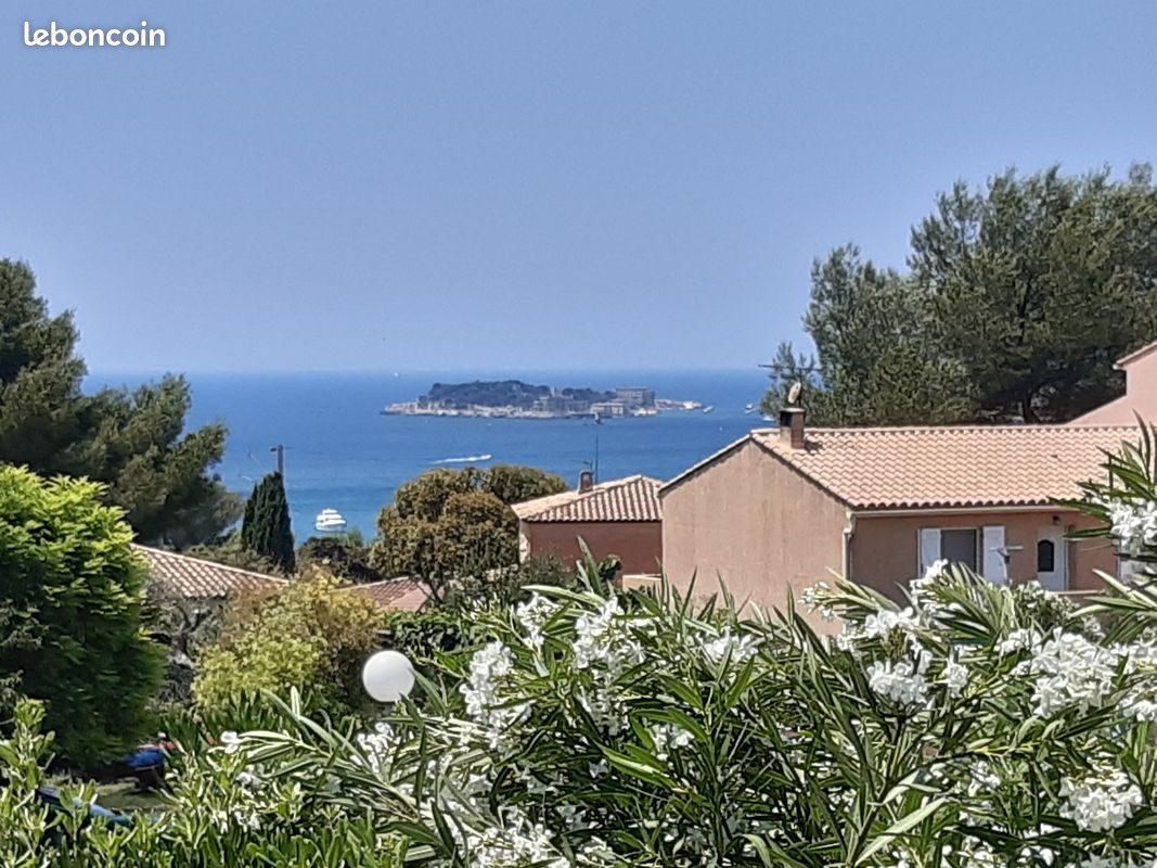 Appartement 1 pièce 22 m² · à Sanary-sur-Mer · 22 m² · 750 €/mois
