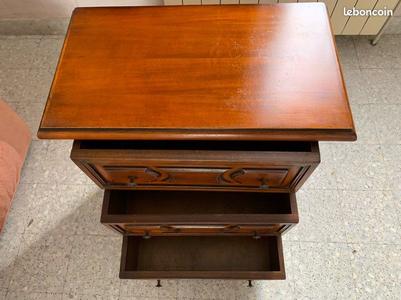 Petit meuble d’appoint / chevet (image 2)