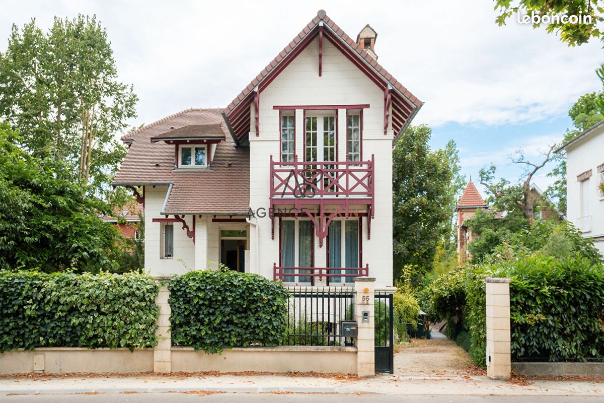 Maison 5 pièces 104 m² · à Le Vésinet · 104 m² · 864 000 €