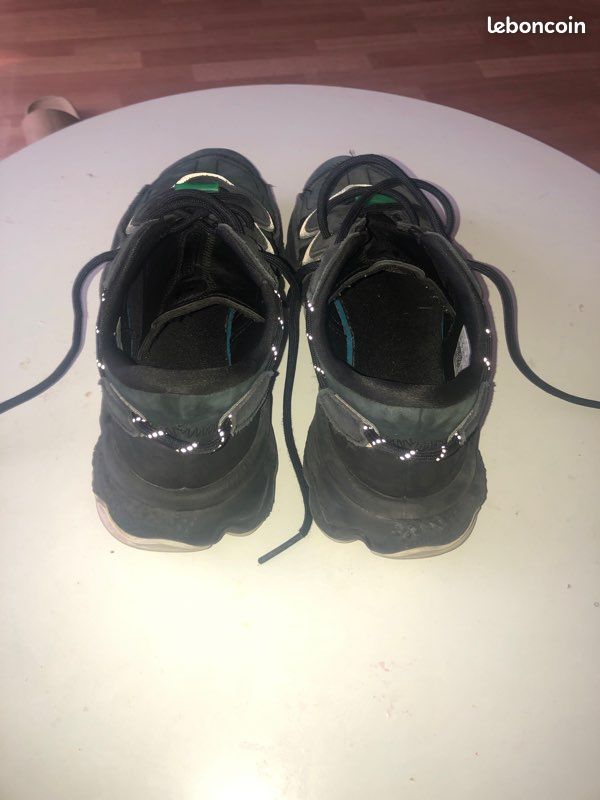 Adidas Ozweego Noir (image 3)