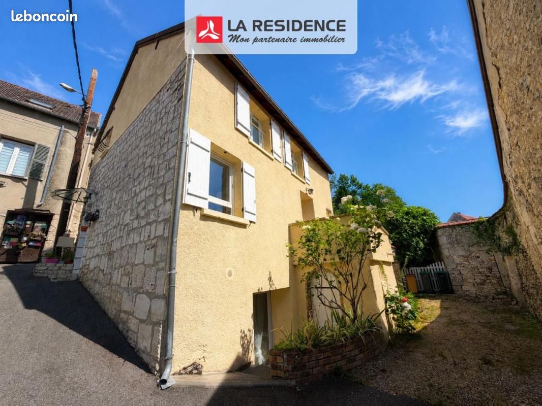 Maison 6 pièces 123 m² · à Bennecourt · 123 m² · 252 000 €