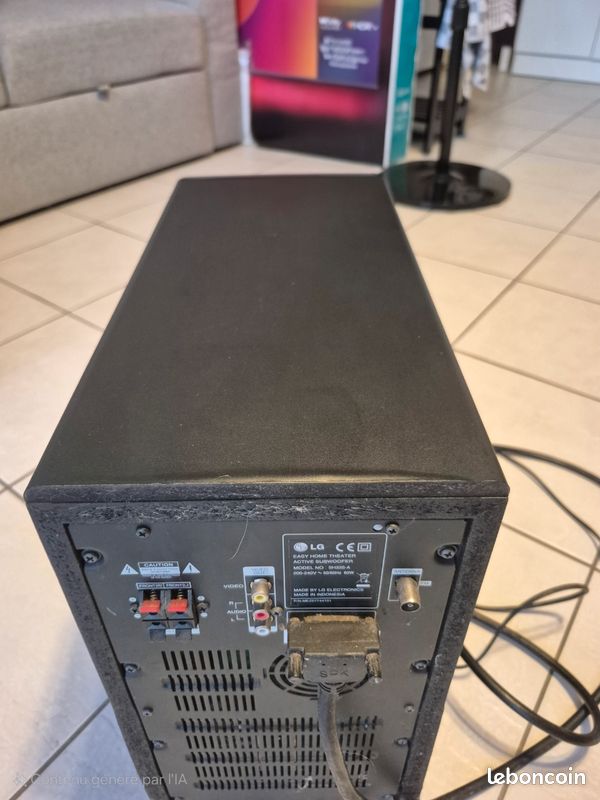 Caisse de basse home cinéma LG (image 1)