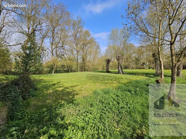 Terrain 1110 m² Saint-Christophe
