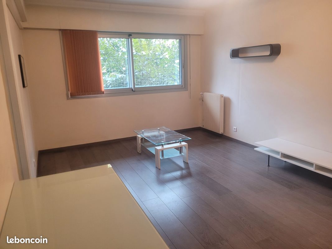 Appartement 2 pièces 50 m² · à Vence · 50 m² · 850 €/mois