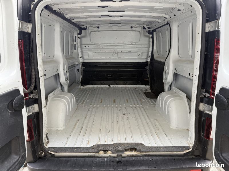 Renault TRAFIC III FG L1H1 1000 1.6 DCI 125CH ENERGY CONFORT EURO6 (image 15)