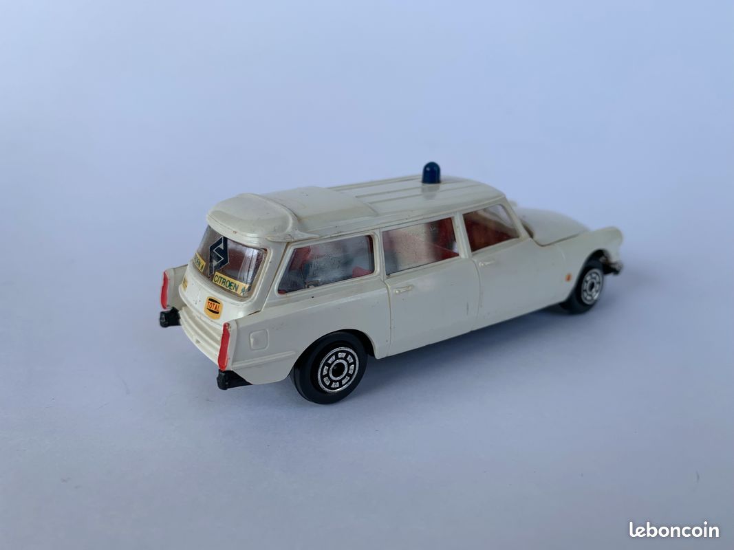 Dan Toys 1/43 - Citroën ID19 Break Ambulance Municipale - Gris - Série Limitée NEUF