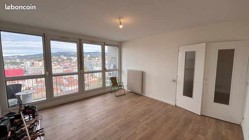 Appartement 3 pièces 65 m² · à Saint-Étienne · 65 m² · 870 €/mois