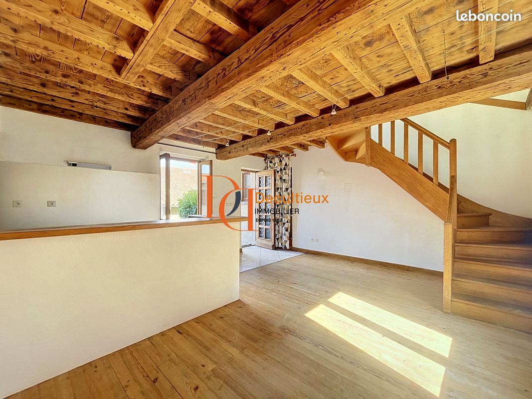 Appartement 1 pièce 42 m² · à Marcy-l'Étoile · 42 m² · 149 000 €