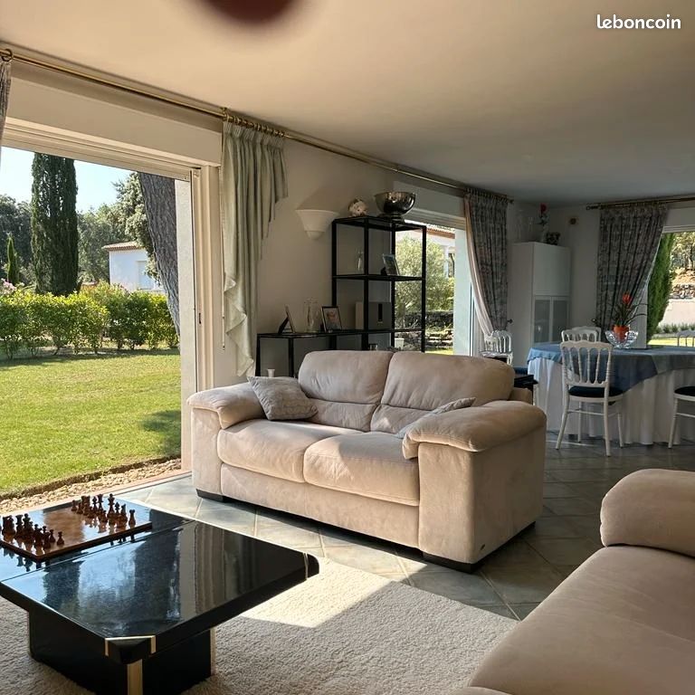 Villa à louer pour août à lorgues 6 à 10 personnes (image 4)