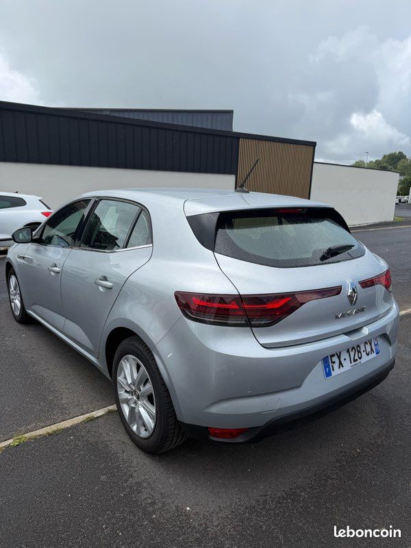 RENAULT MÉGANE IV BUSINESS 1.5 BLUE DCI 115 CH Excellent état – Révisée – Garantie nationale incluse (image 8)