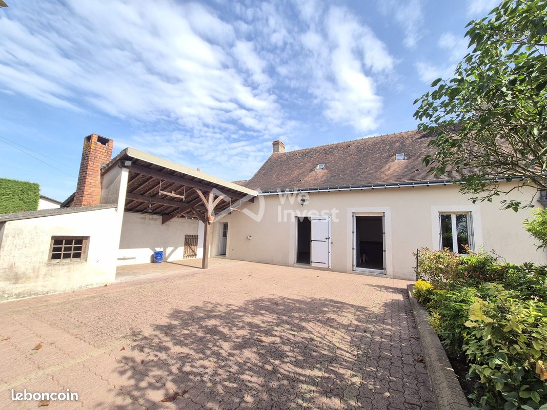 Maison 5 pièces 145 m² · à Noyant-Villages · 145 m² · 210 000 €