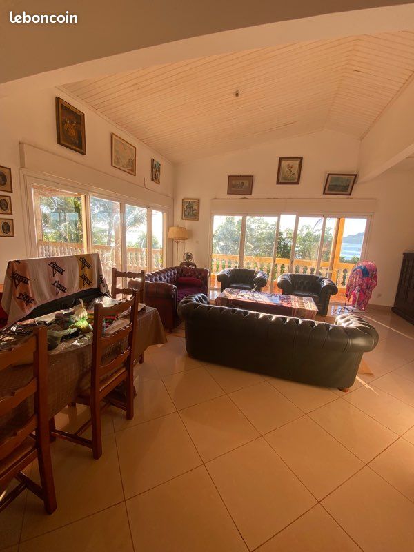 Maison 5 pièces 150 m² · à Saint-Paul · 150 m² · 180 000 €