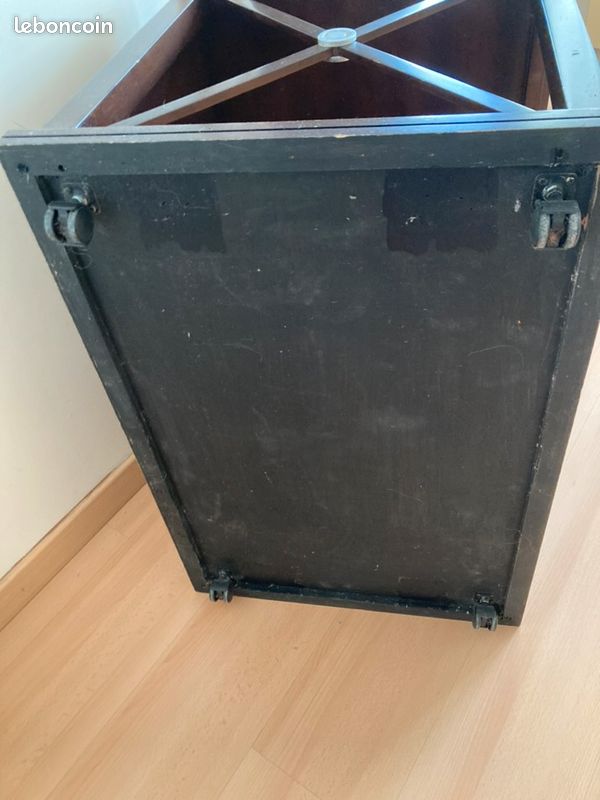 Table basse sur roulette (image 6)