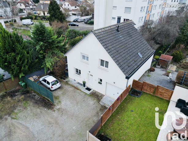 Propriété 5 pièces 123 m²