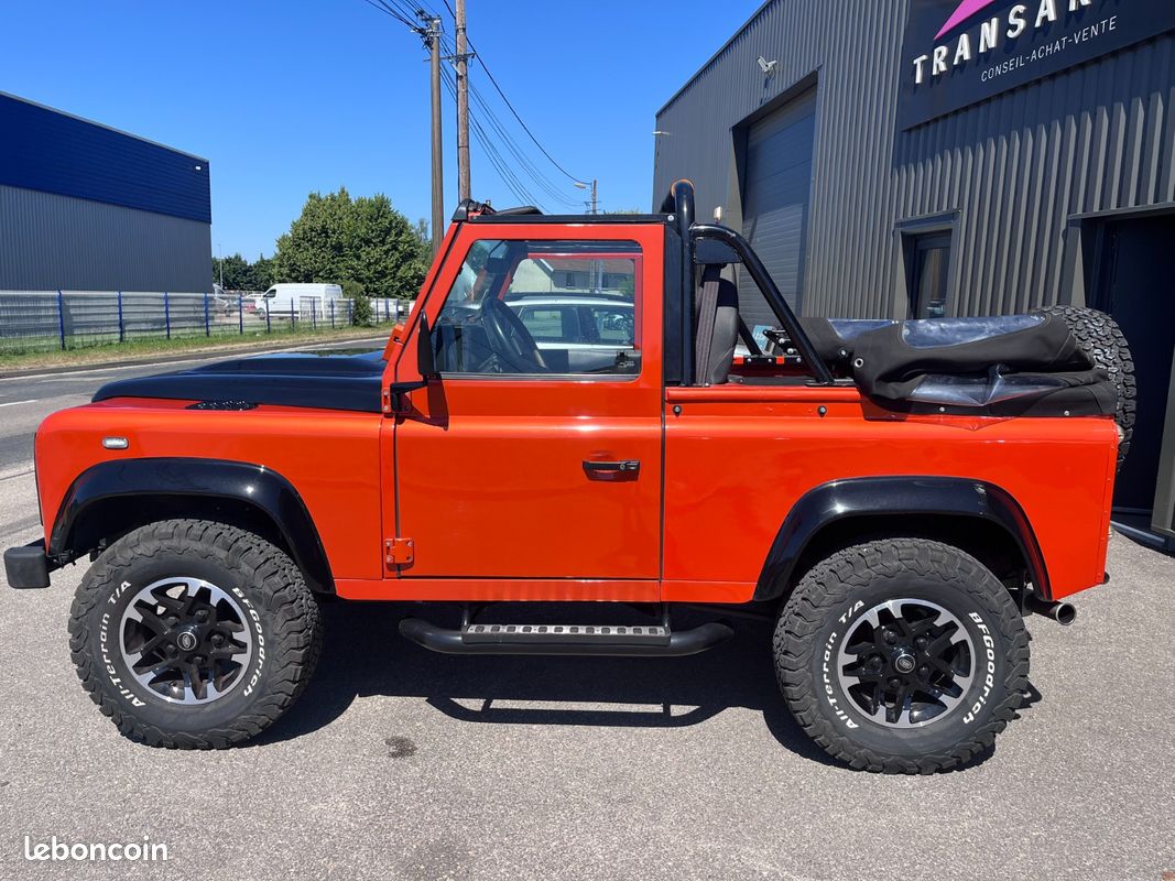 LAND ROVER DEFENDER 3.5 V8 Bache 133cv (image 4)