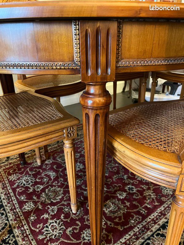 Table bois rare et 6 chaises (image 2)
