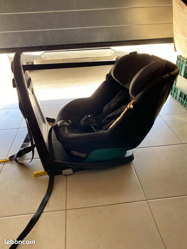 Siège auto de marque Babyconfort Axissfix isofix (image 2)