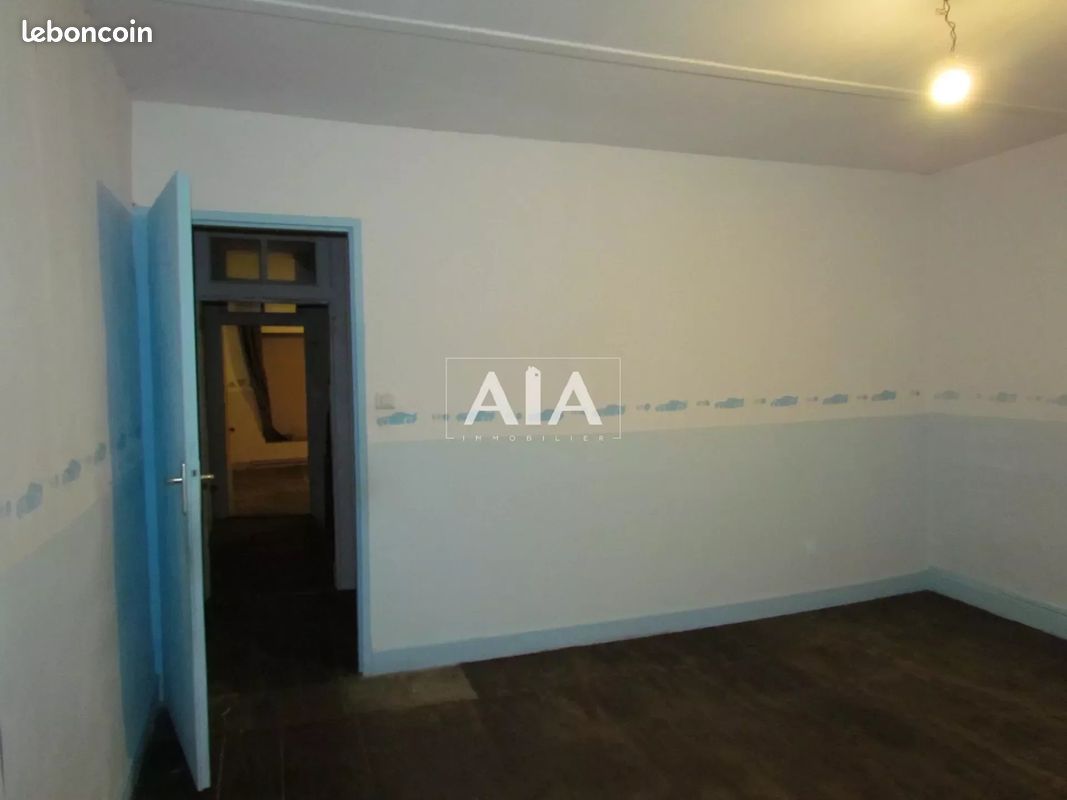 Maison de ville 4 pièces 97 m² - Ruffec 16700 (image principale 10)