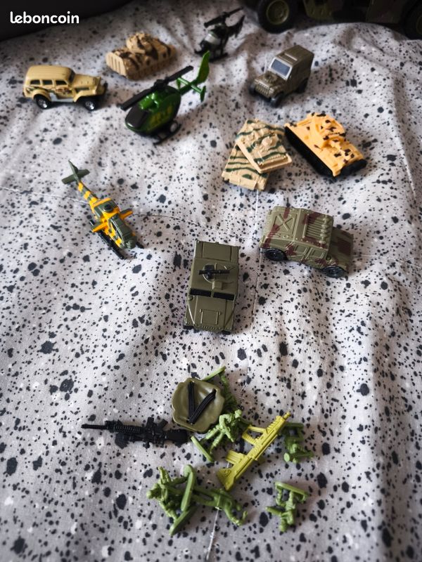 Lot de jouet militaire (image 6)