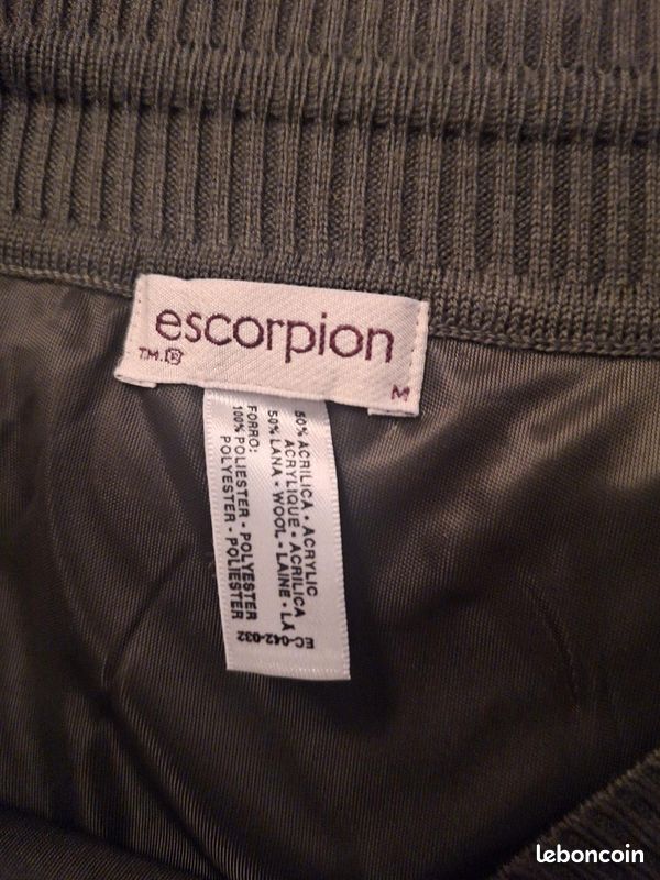 Jupe Marque Escorpion Taille M/L couleur Kaki/olive (image 3)