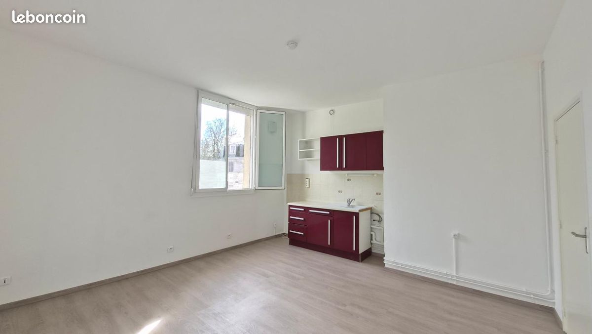 Appartement 1 pièce 29 m² · à Arpajon · 29 m² · 630 €