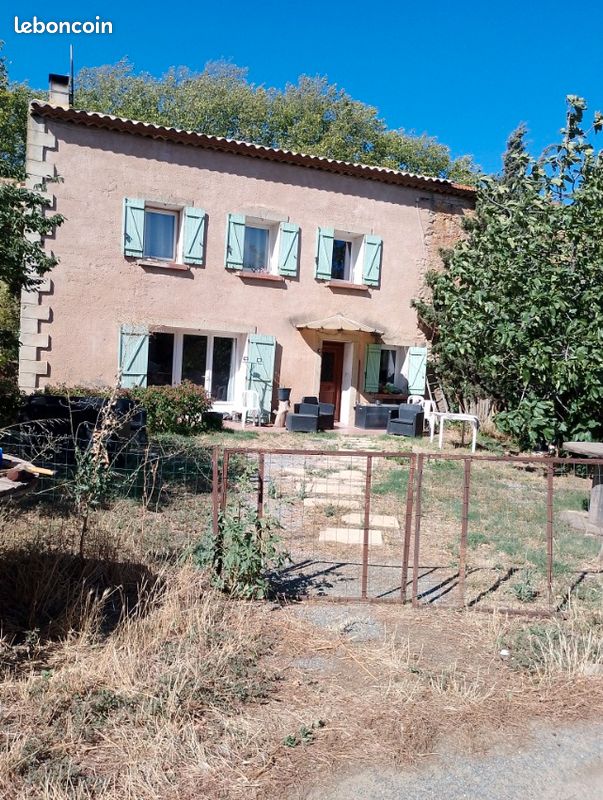 Maison 4 pièces 106 m² · à Bizanet · 106 m² · 690 €/mois