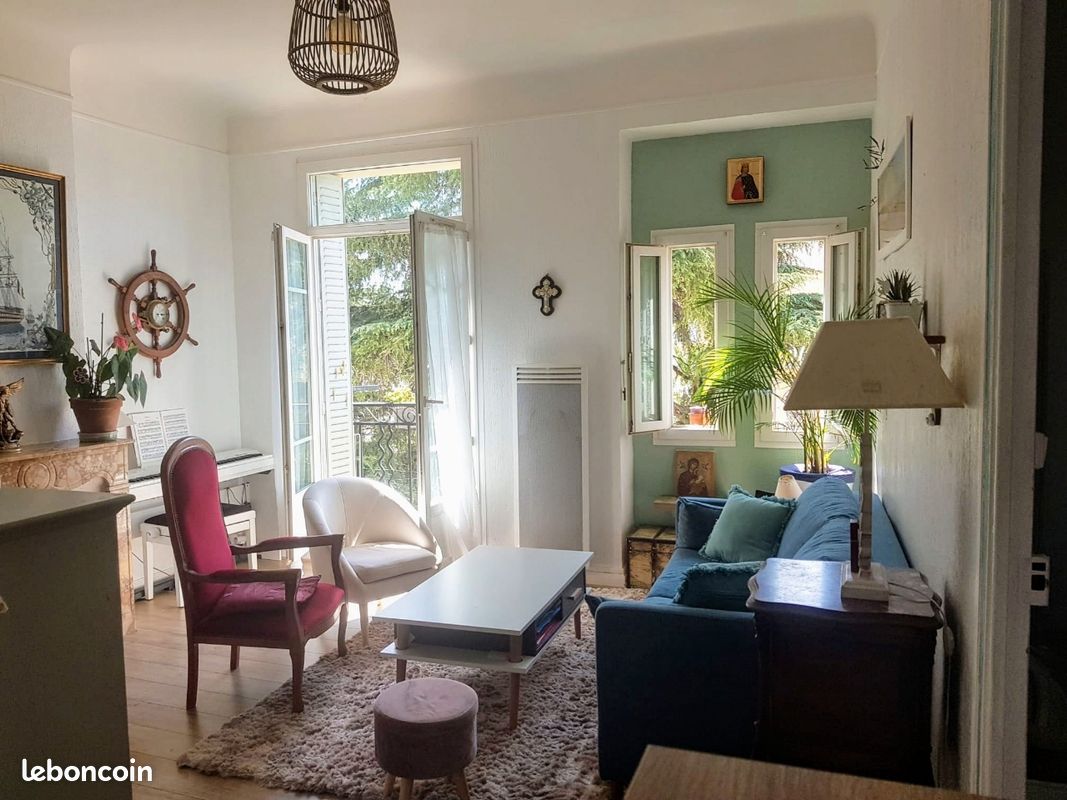 Appartement 3 pièces 49 m² · à Hyères · 49 m² · 835 €