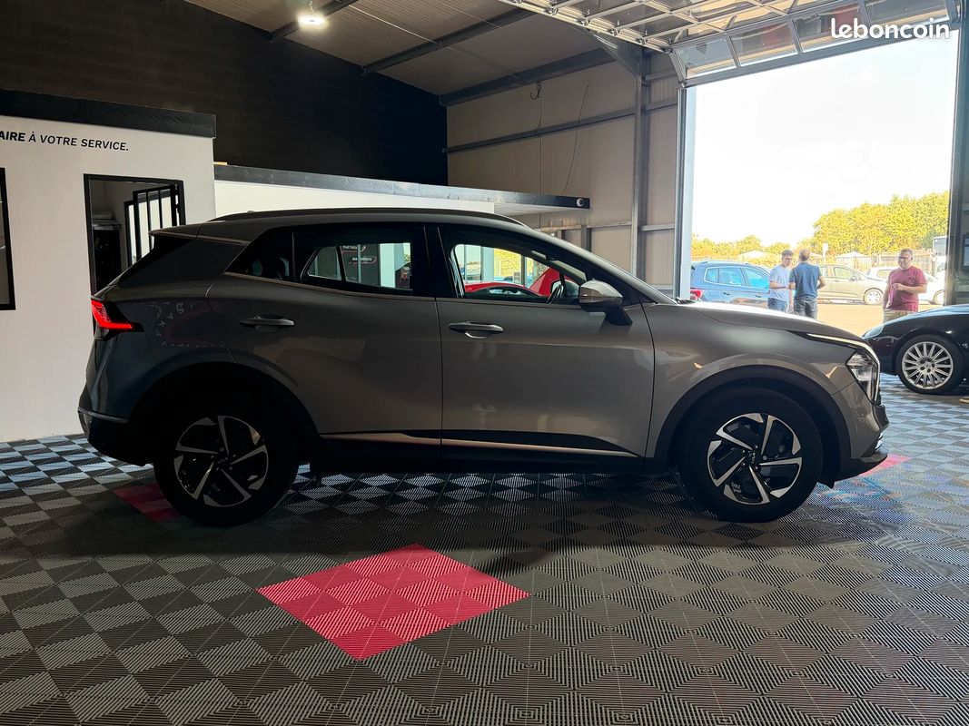 Kia SPORTAGE V (SVK) 1.6 T-GDI 16V 230 Hybrid 4x2 179 cv Boîte auto (image 6)