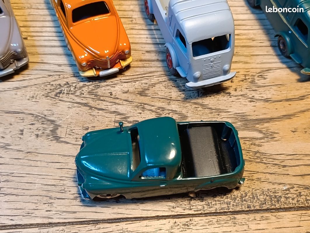 Miniature CIJ EUROPARC 1:43 – Renault Colorale Pick-Up Fourrière N° 3/65 (1950-57)