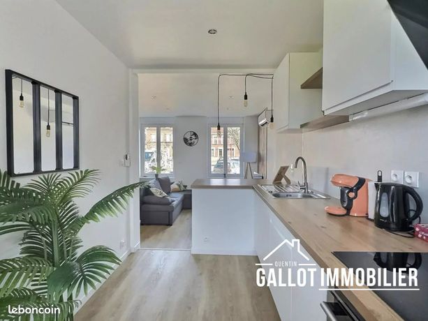 Maison 2 pièces 65 m²