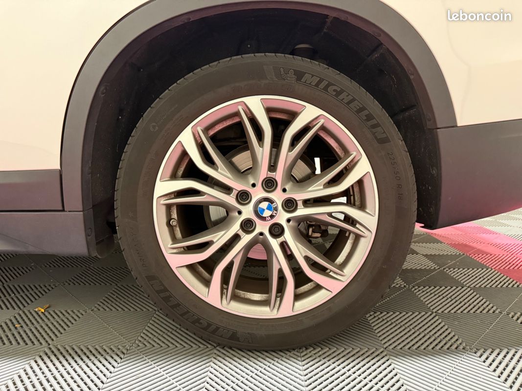 BMW X1 F48 LCI sDrive 18i 136 ch DKG7 Lounge (image 23)