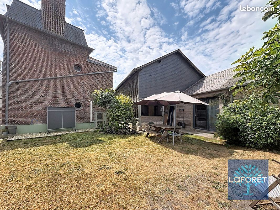 Maison 8 pièces 194 m² · à Pont-Audemer · 194 m² · 399 000 €