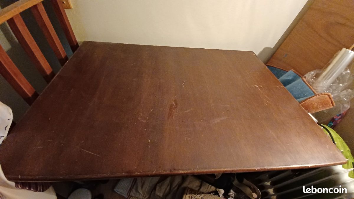 Table en bois (image 3)