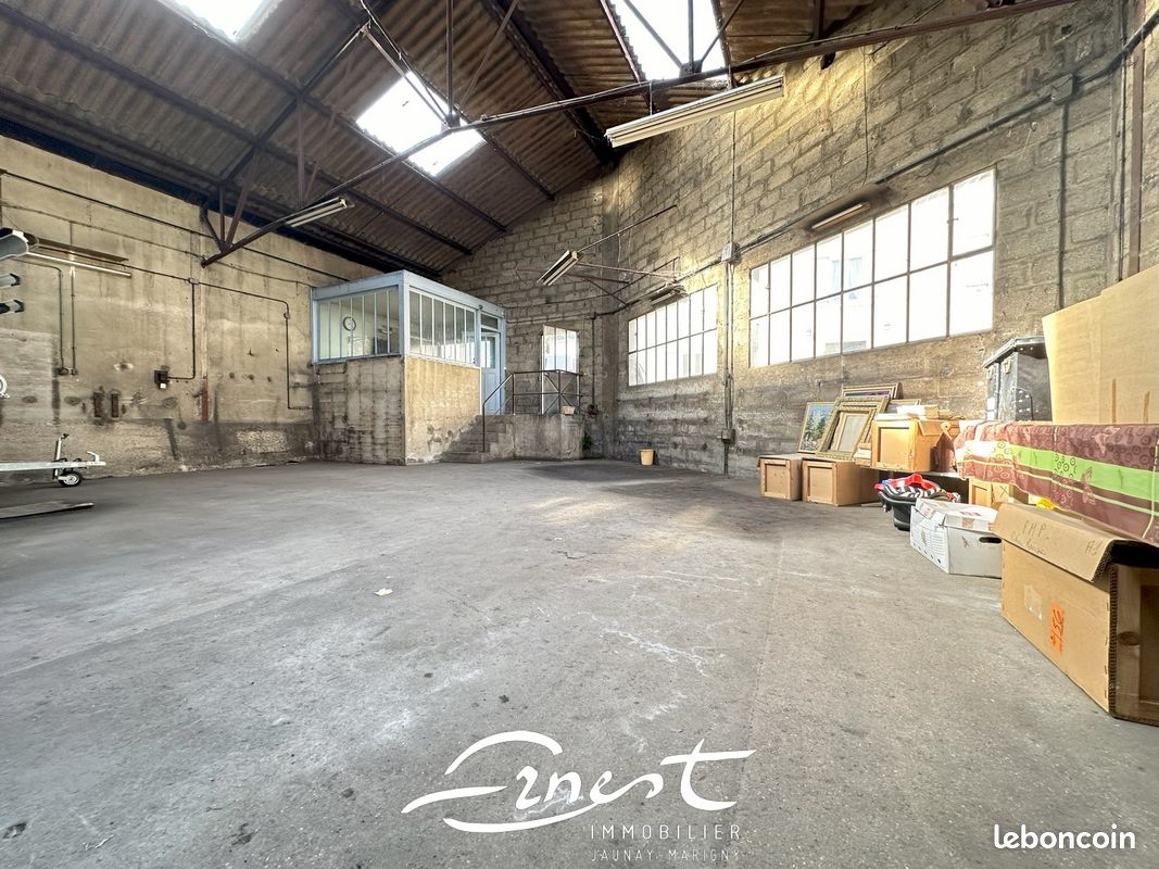 Maison 7 pièces 181 m² - Chasseneuil-du-Poitou 86360 (image principale 9)