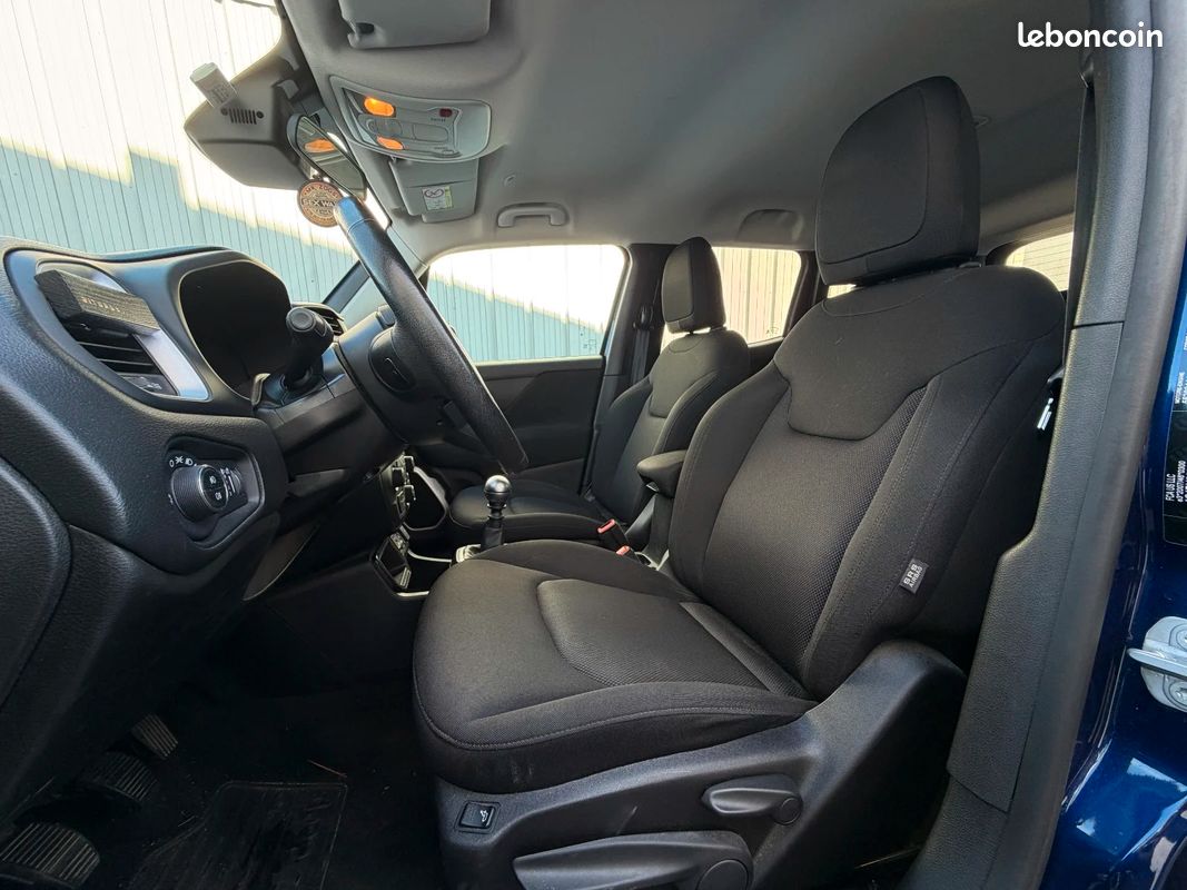JEEP RENEGADE MY20 1.6 l MultiJet 120 ch BVM6 Quicksilver Winter Edition (image 10)