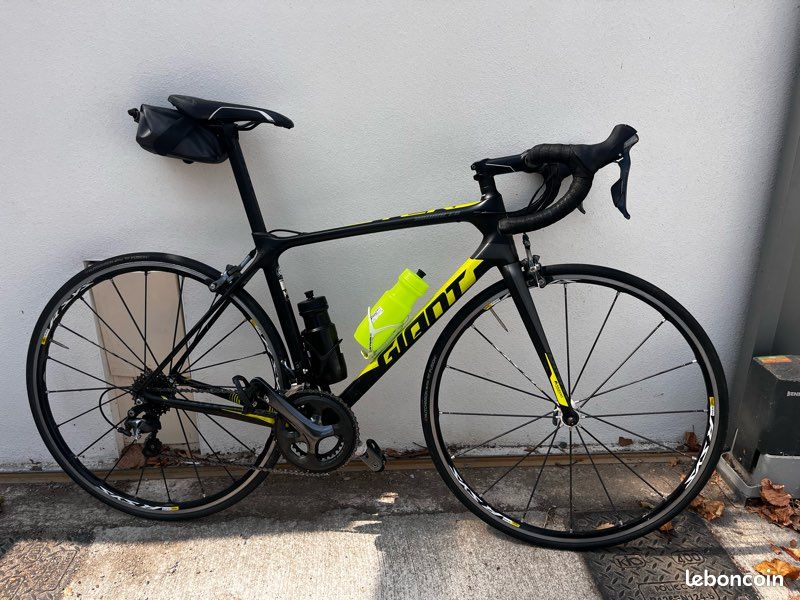 Shimano 105 Velo Giant Tcr Carbone Road Bike Giant Tcr Di2 2021