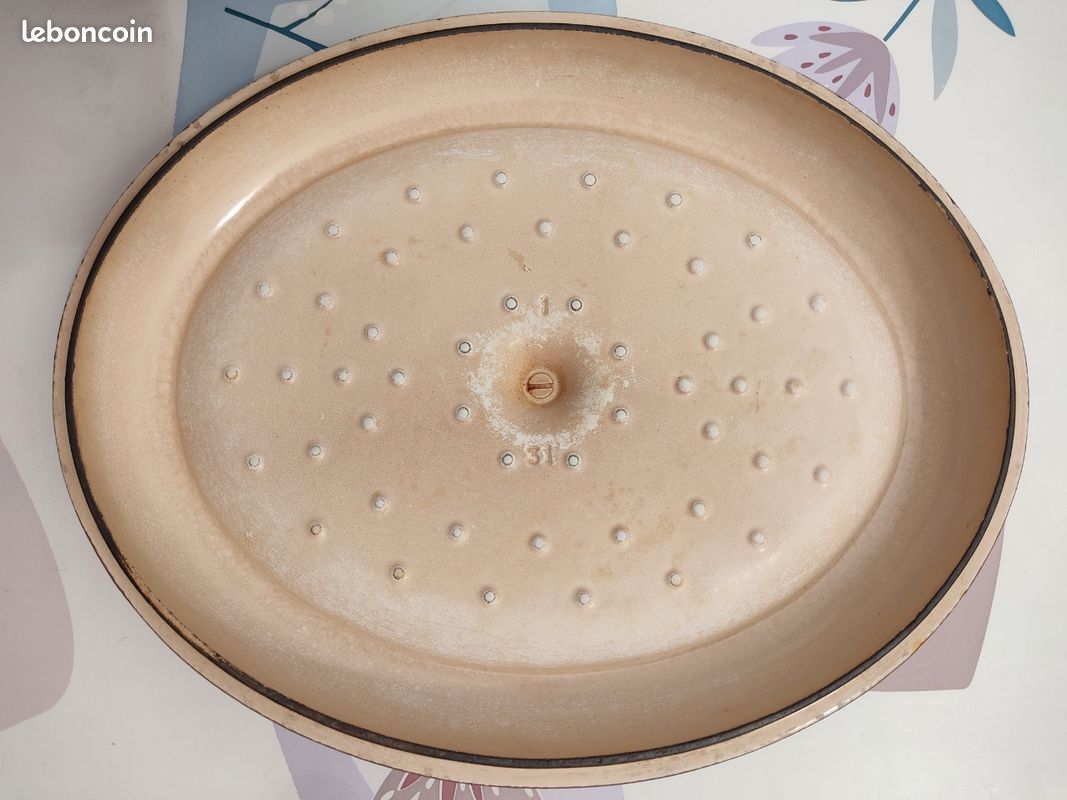 Cocotte en fonte marron (image 4)