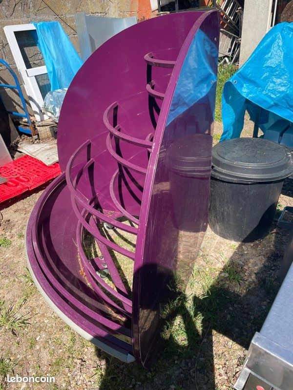🟣 Présentoir Design Arrondi Laqué – Meuble de Métier / Déco Loft 🟣 (image 2)