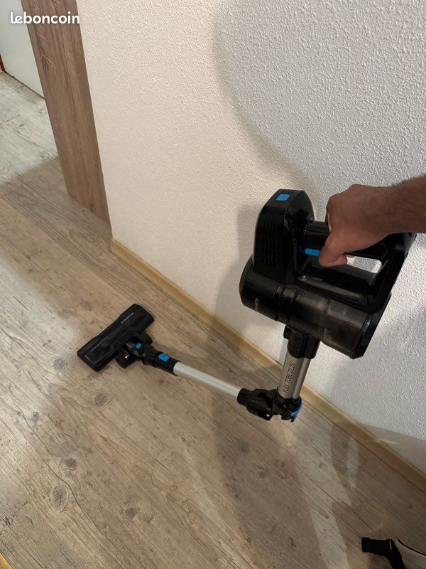 Aspirateur sans fil Arthur Martin Électroménager